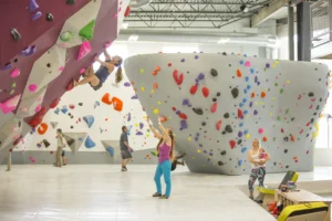 Read more about the article Top 10 Kids’ Party Ideas in Houston That Aren’t Just Pizza & Cake (2025 Guide)
